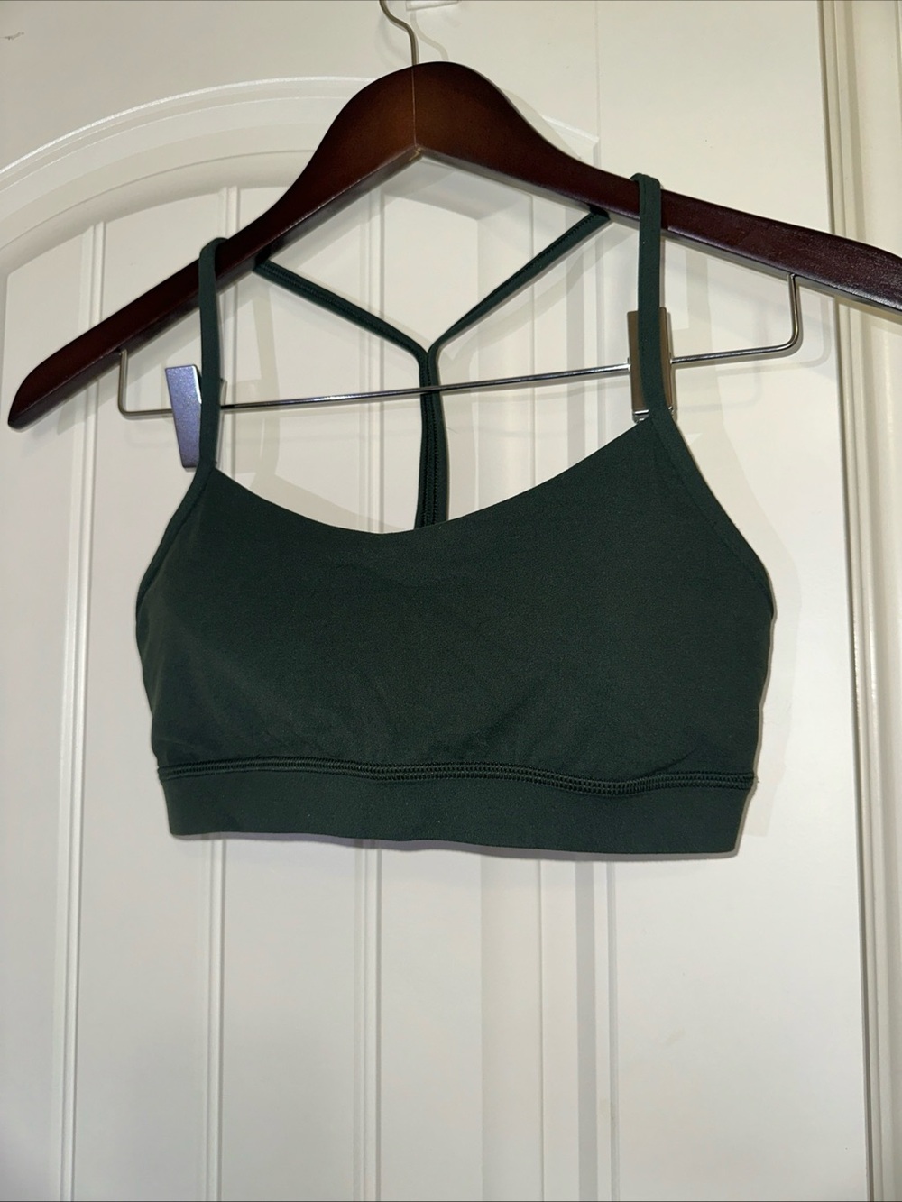 Lululemon Flow Y Nulu Sports Bra Size 8